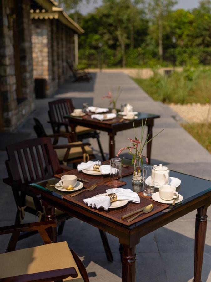 Luxury tent Aalia Jungle Retreat & - Claridges Collection